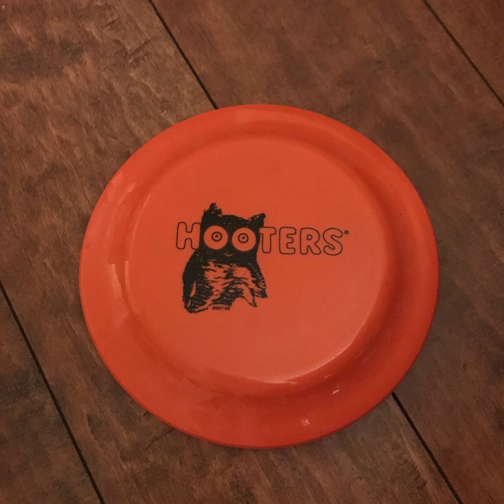 Vintage 90’s orange Hooters Frisbee